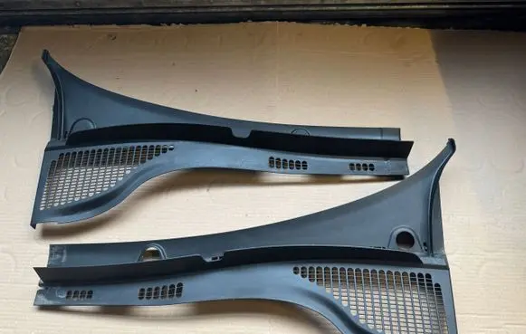 Skoda Fabia Mk3 (NJ) Wiper trim 6V18194156V1819416