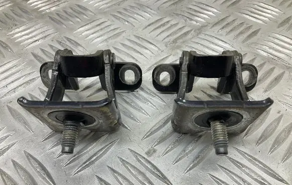 Volkswagen Golf Sportsvan Tailgate/trunk/boot hinge 5G6827301B