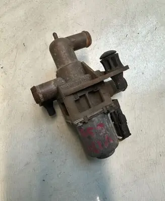 Mercedes-Benz Vito Viano W639 Coolant heater control valve 0018300684
