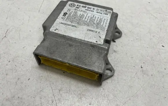 Skoda Octavia Mk3 (5E) Airbag control unit/module 1K0909605N