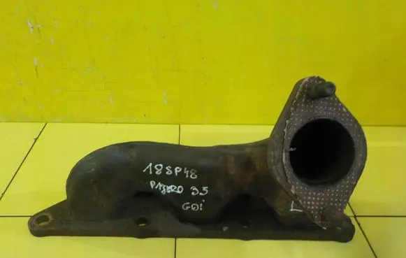 Mitsubishi Pajero Exhaust manifold LEWY