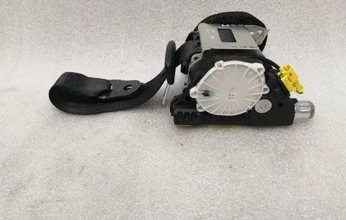 Mercedes-Benz C W204 Rear seatbelt A2048608285