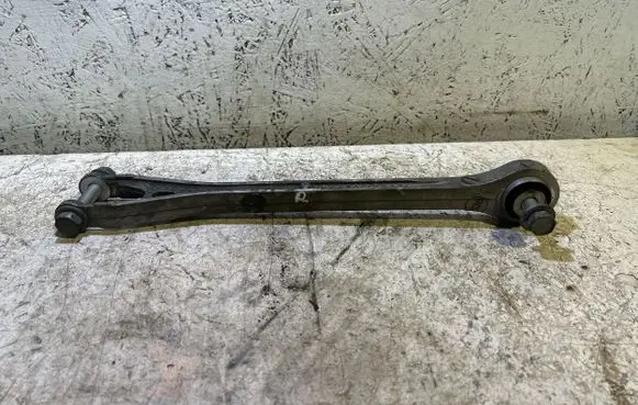 Dodge Challenger Rear control arm 68210633AA