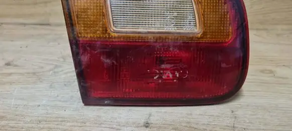 Honda Civic Tailgate rear/tail lights 0431132L