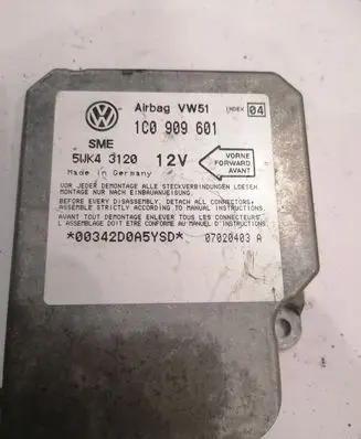 Volkswagen Golf IV Airbag control unit/module 1C0909601