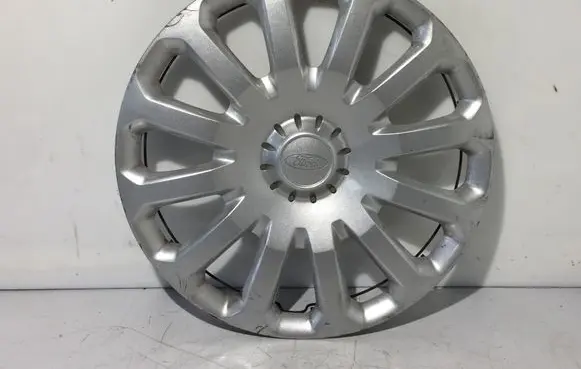 Ford Fiesta R15 wheel hub/cap/trim 8V211130JB FDT3331011