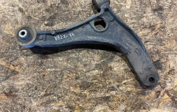 Renault Master III Front lower control arm/wishbone 300B