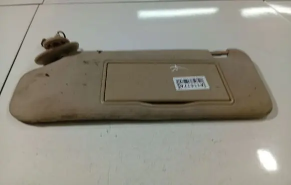 Toyota Avensis T250 Sun visor