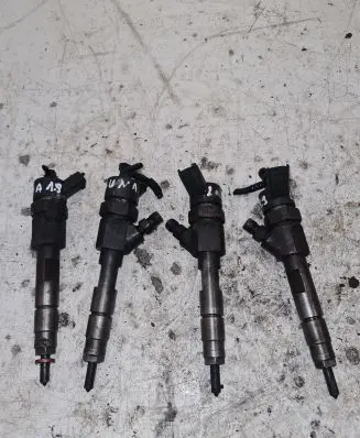 Renault Laguna II Fuel injectors set 8200100272