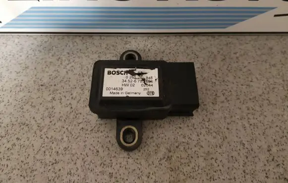 BMW 5 E39 ESP acceleration yaw rate sensor 34526755694 0014639 0265005248