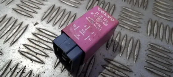 Volvo S70 V70 V70 XC Other relay 9128136 898704000204