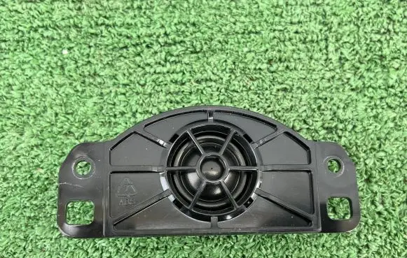 Audi A8 S8 D4 4H Panel speaker 4H0035399B 3168480010