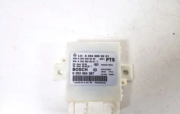 Mercedes-Benz C W204 Parking PDC control unit/module A2049009201