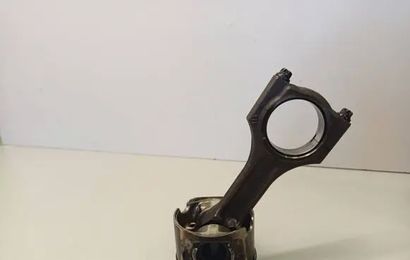 BMW 5 F10 F11 Piston with connecting rod 