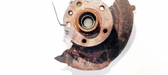Volkswagen Transporter - Caravelle T4 Front wheel hub