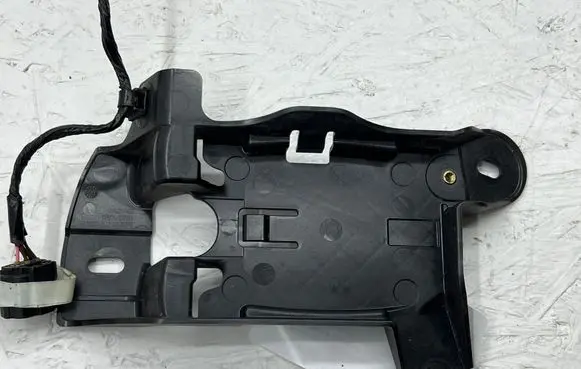 Suzuki Vitara (LY) Blind spot radar bracket 3F50186R10