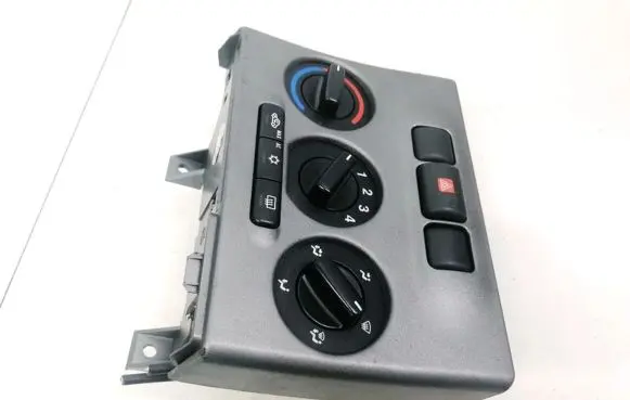 Opel Zafira A Climate control unit 488967 3301