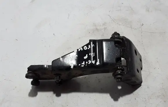 Chrysler Pacifica Sliding door middle roller runner 68185994AA