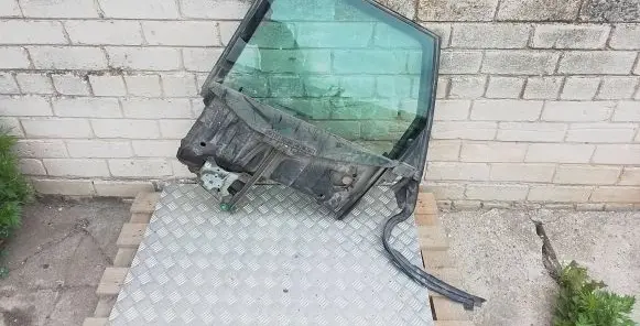 Audi A6 S6 C4 4A Sliding door window regulator with motor 4A0839397B