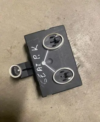 Seat Leon (5F) Door control unit/module 5Q4959593B 5Q4959593E