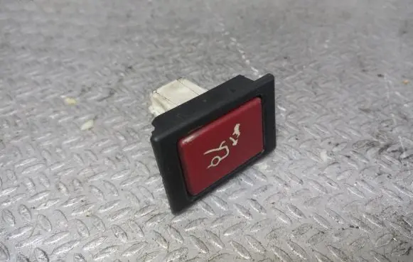 Peugeot 607 Tailgate opening switch 