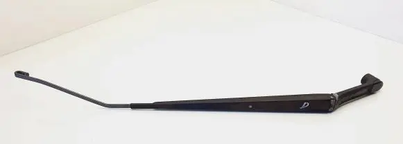 Mitsubishi Colt Front wiper blade arm