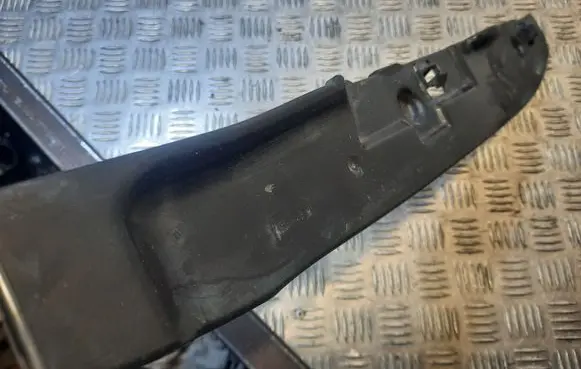 Volkswagen Jetta VI Fender end trim 5C6821112