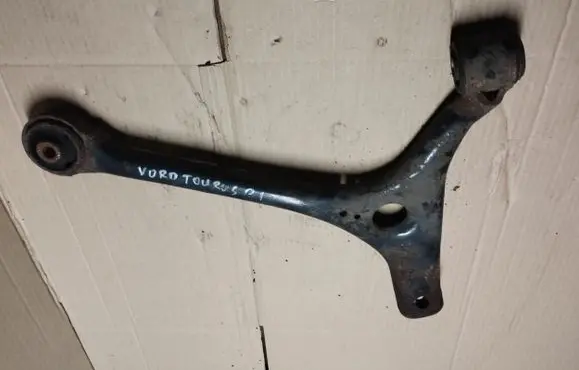 Ford Taurus Front lower control arm/wishbone