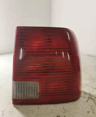 Volkswagen PASSAT B5 Rear/tail lights 3B5945095F