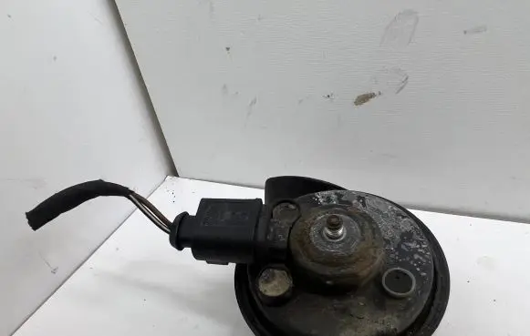 Volkswagen PASSAT B6 Horn signal 3C0951223
