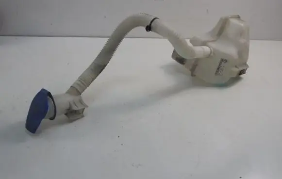 Windshield washer fluid reservoir/tank