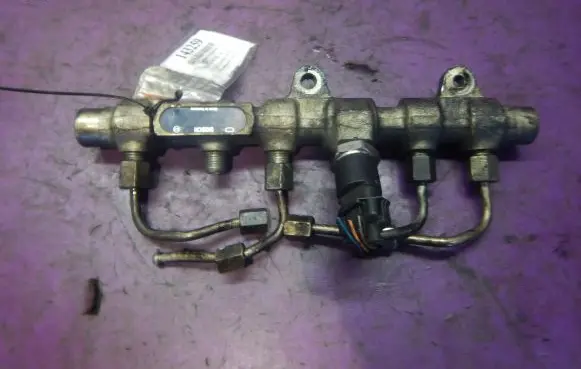 Alfa Romeo 156 Fuel main line pipe 0445214012