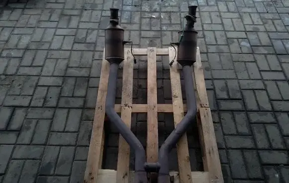 Muffler/silencer