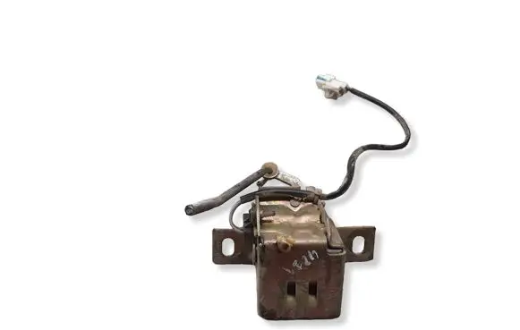 Ford Maverick Tailgate window lock/catch/latch 