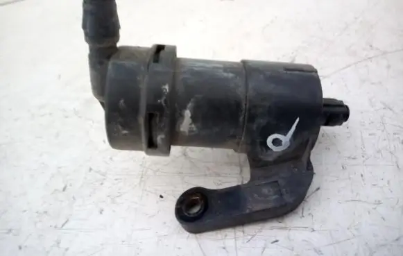 Saab 9-5 Headlight washer spray nozzle 5281589