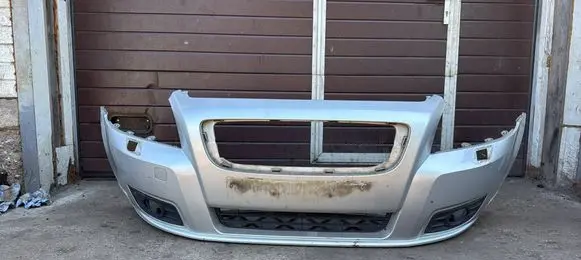 Volvo V50 Front bumper 30744976
