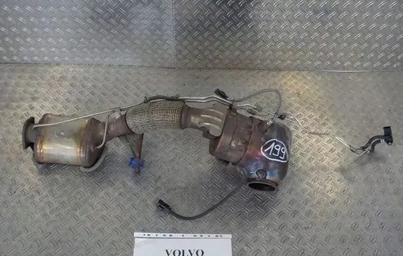 Volvo XC60 Rear muffler/silencer tail pipe 32225501