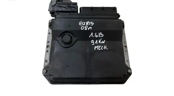 Toyota Auris 150 Engine control unit/module 8966102E51 MB2753000221