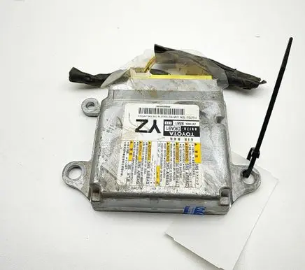 Toyota Hilux (AN120, AN130) Airbag control unit/module 891700KA91 2310008581