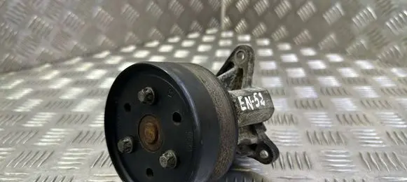 Land Rover Discovery 4 - LR4 Water pump 4R8Q9509AC