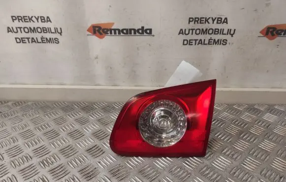 Volkswagen PASSAT B6 Tailgate rear/tail lights 3C9945094