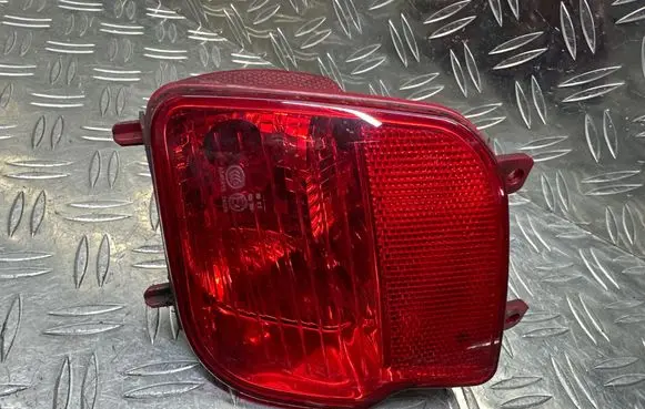 Peugeot 3008 II Rear fog light 9811718480