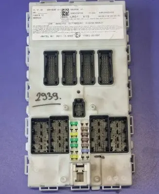 Mini One - Cooper F56 F55 Central body control module 9364638 10681810 261113938