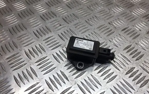 Audi A4 S4 B6 8E 8H ESP acceleration yaw rate sensor 8E0907637A