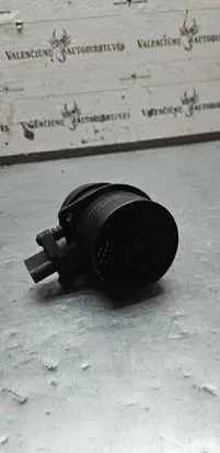 Volkswagen Golf III Mass air flow meter 0281002461 074906461B