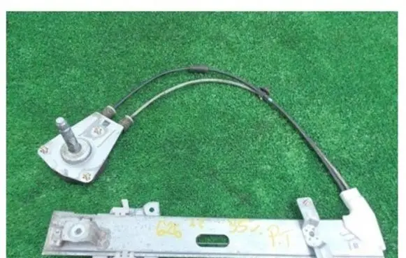 Mazda 626 Rear door manual window regulator 