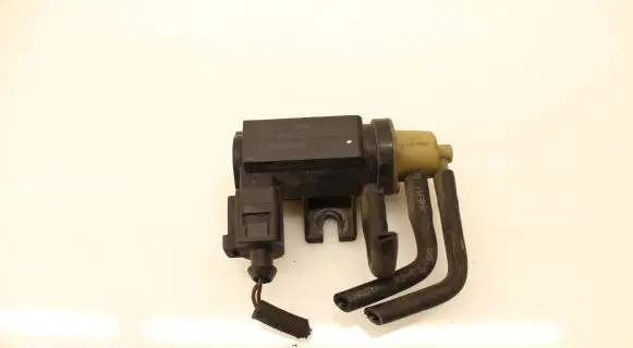 Vacuum valve