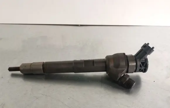 Jaguar F-Pace Fuel injector 64D39K546AA 0445110654