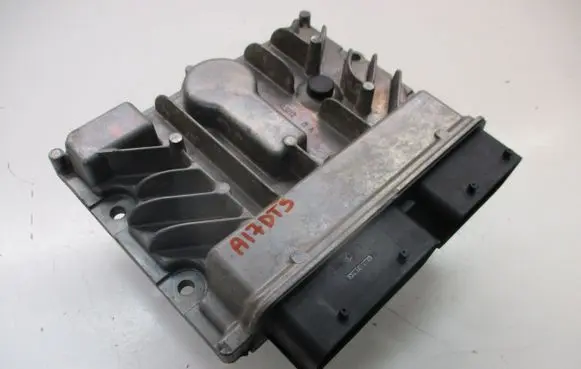 Opel Astra J Engine control unit/module 55588354 A17DTS