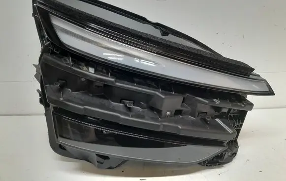 Tesla Model Y Headlight/headlamp 191835100D